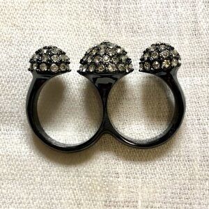 Vintage 80s Two Finger Rhinestone Ring Gunmetal Dome Size 8 Whimsigoth